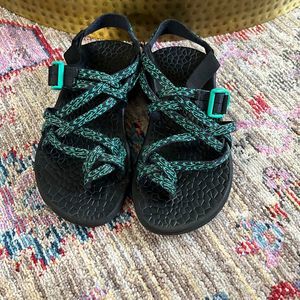 Kids Chacos Green and Black